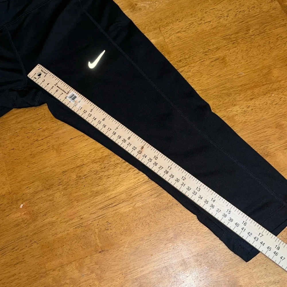 Nike Black Dri Fit Running Capri Stretch Waist Womens Small